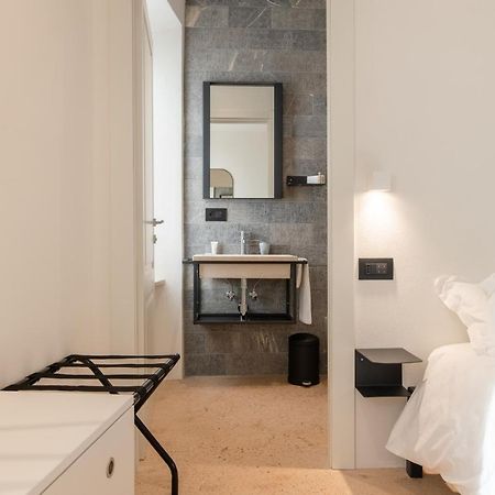 Ognissanti Guesthouse & Suites Fermo Exterior foto