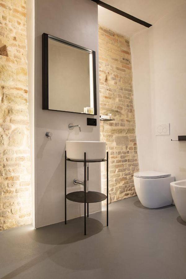 Ognissanti Guesthouse & Suites Fermo Exterior foto