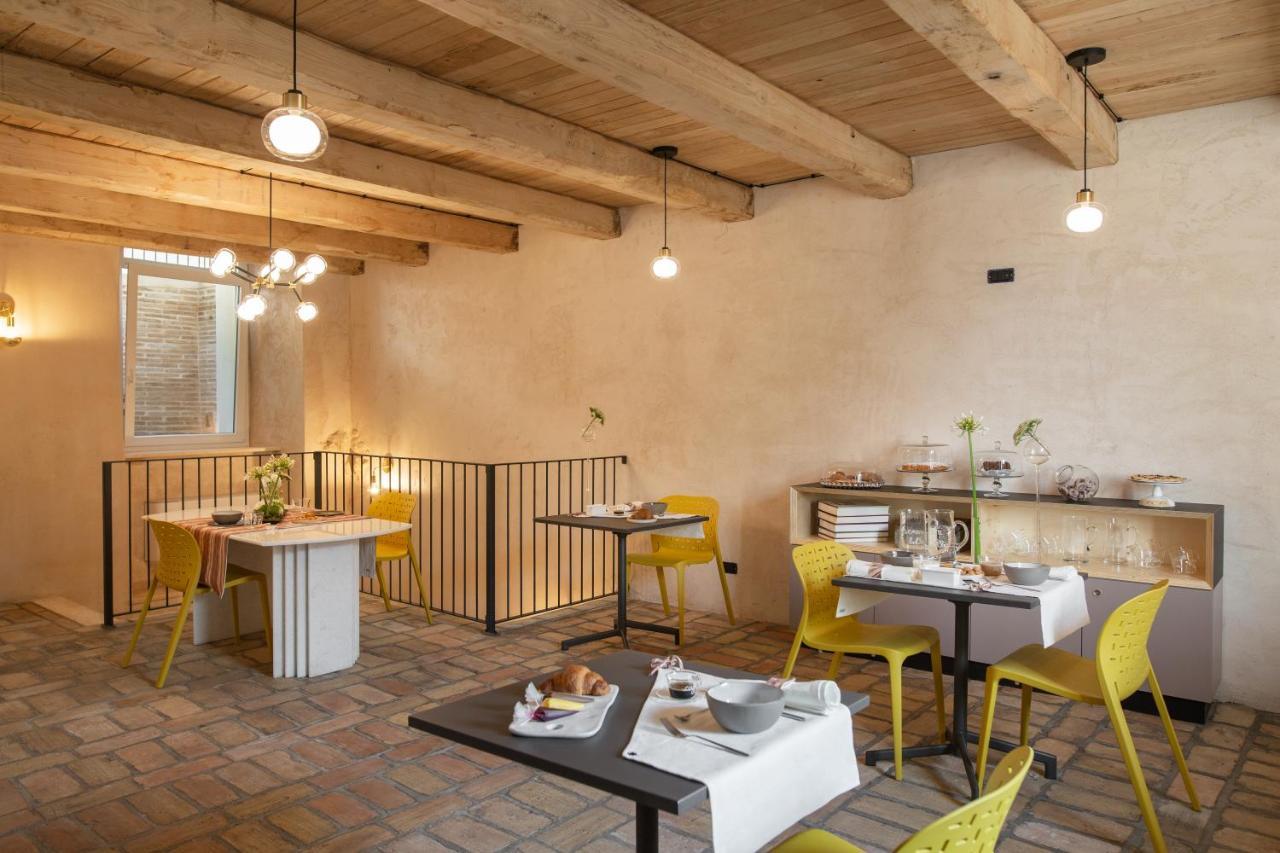 Ognissanti Guesthouse & Suites Fermo Exterior foto