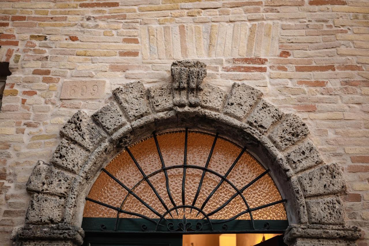 Ognissanti Guesthouse & Suites Fermo Exterior foto