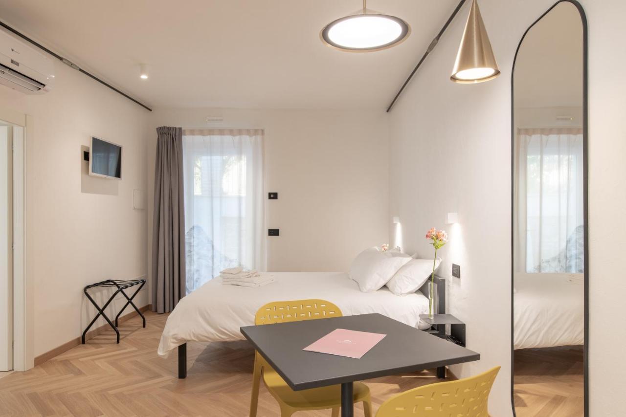 Ognissanti Guesthouse & Suites Fermo Exterior foto