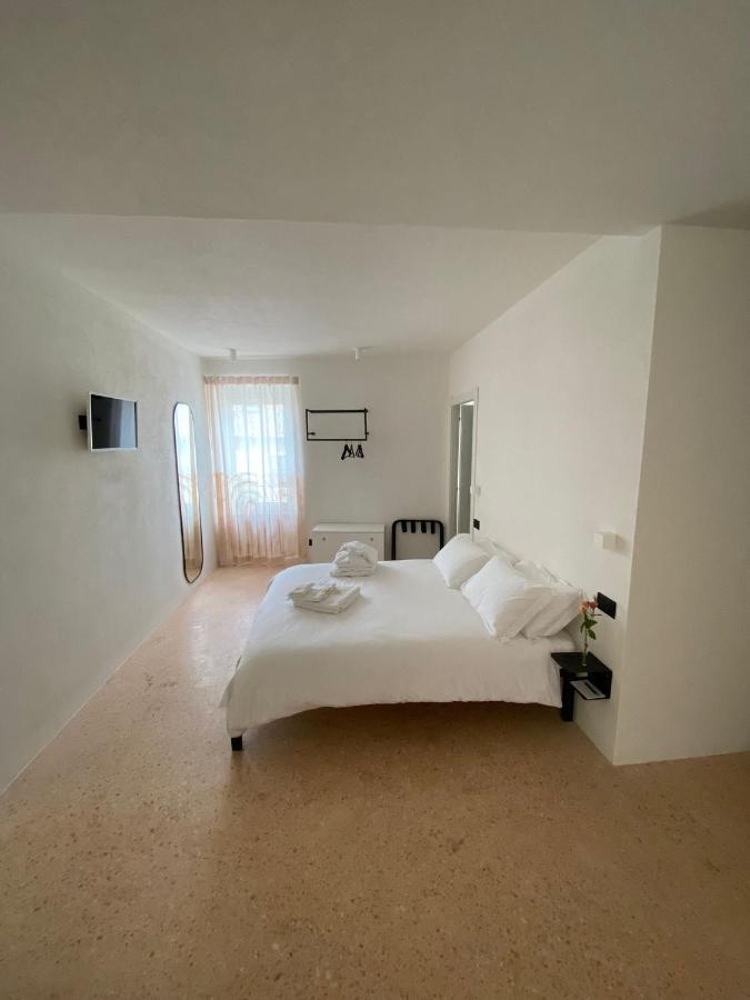Ognissanti Guesthouse & Suites Fermo Exterior foto