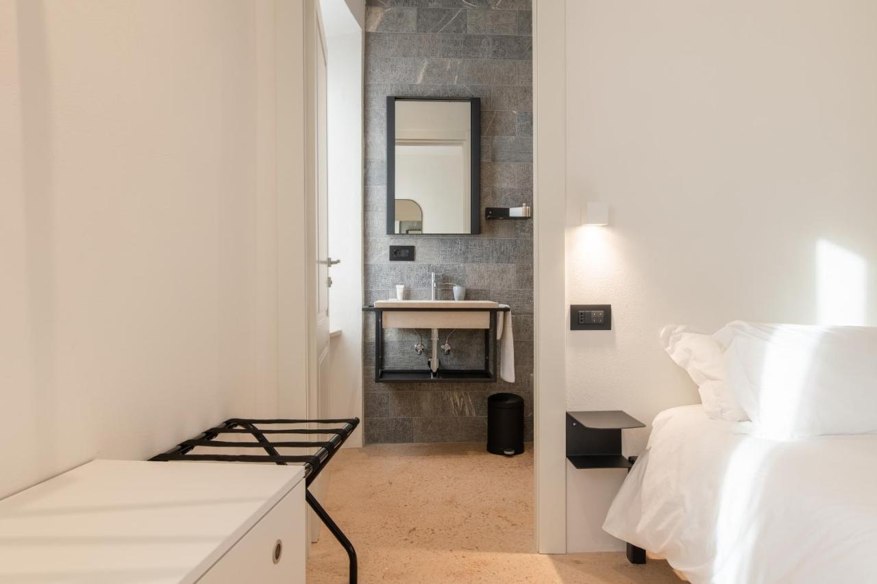Ognissanti Guesthouse & Suites Fermo Exterior foto